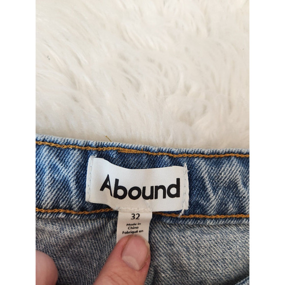 Abound Women's 100% Cotton Wide Leg Light Wash Distressed Denim Jeans Size 32 - Picture 3 of 7